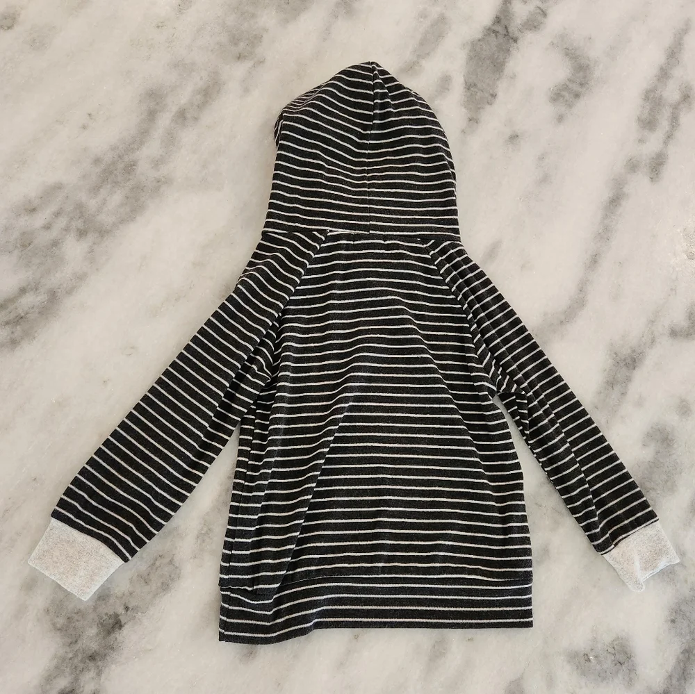 Ampersand Avenue Grey Striped Double Hoodie - Kid's Size 3T